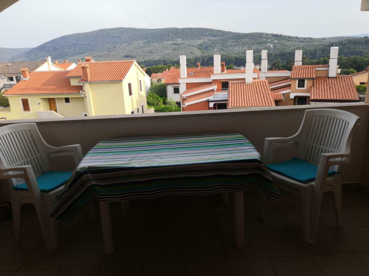 Laura And Nevio Apartments And Rooms Cres Exterior photo